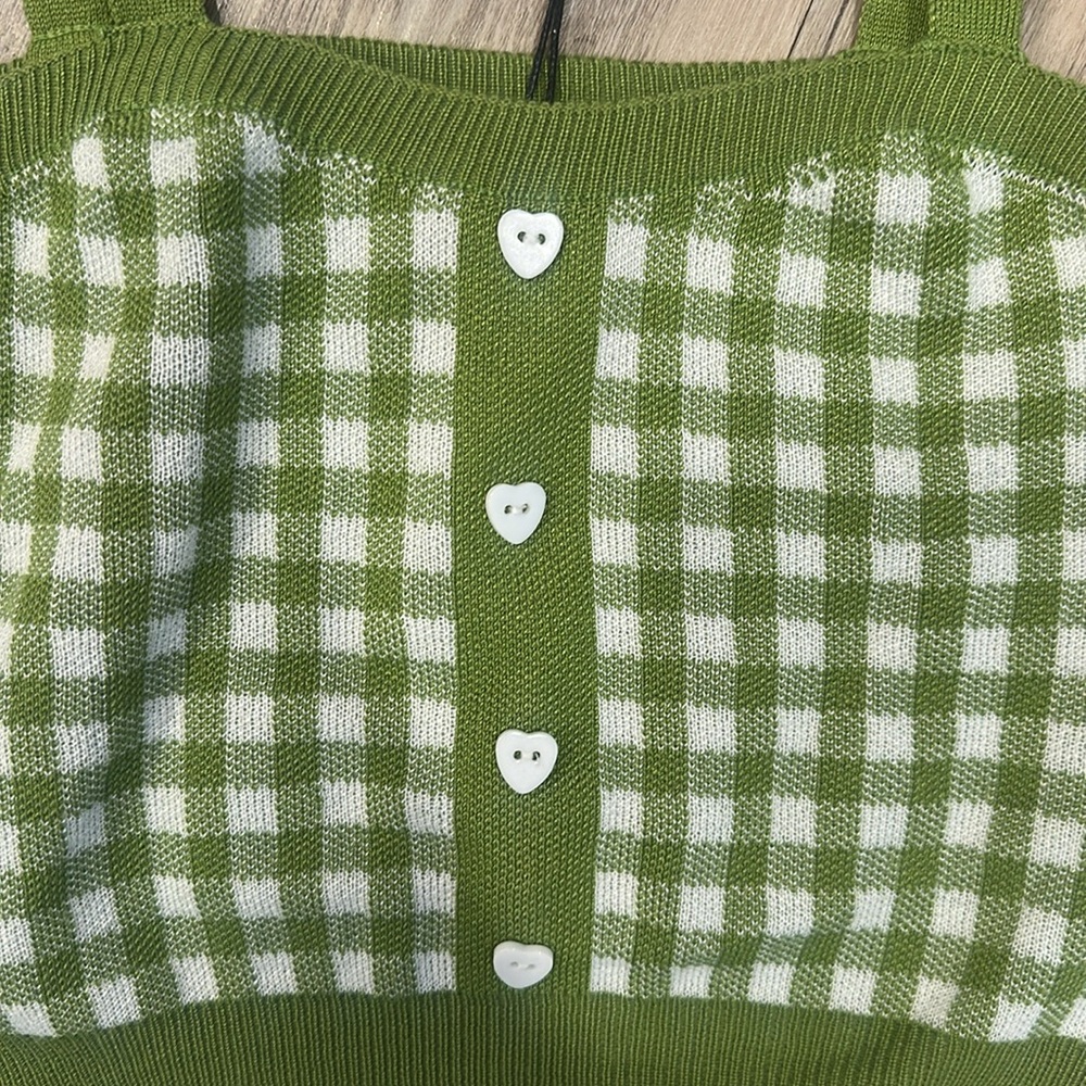 NWT New Cider Green Checkered Knit Crop Top Sz XS Heart Buttons - Picture 2 of 5